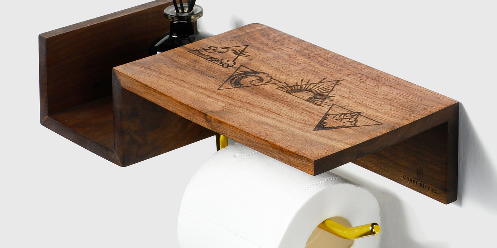 Porte-papier toilette en bois gravée